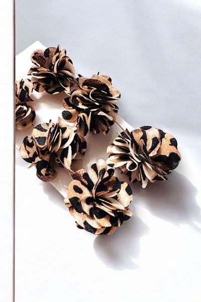 PETEK AKSESUAR Fabric Leopard Patterned Long Earring
