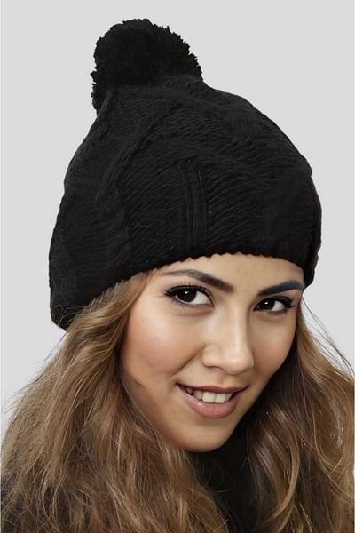 Uniquetrenders Women's Winter Pompom Knitted Beanie