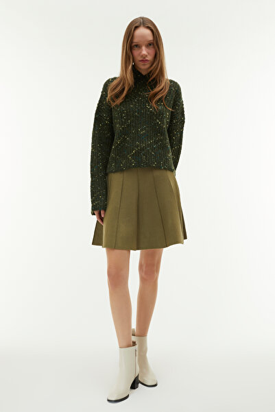 Mudo Stand Collar Sweater