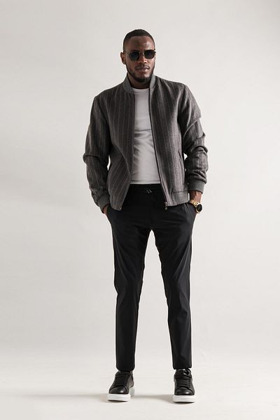 Ecer Regular Fit College γιακά με φερμουάρ που κλείνει στη μέση και στους μανίκια με ελαστική ριγέ επένδυση από κασμίρ