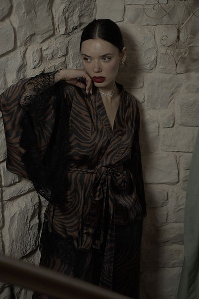 Mita Concept Brown Zebra Patterned Lace Chimono-Pants Suit