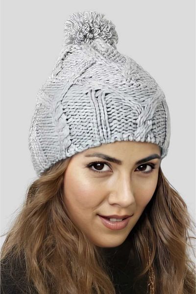 Uniquetrenders Women's Winter Pompom Knitted Beanie