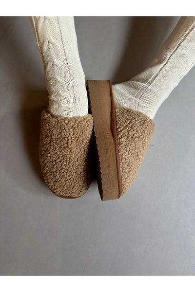 moneta boutique Γυναικείες άνετες παντόφλες Teddy Platform -Camel
