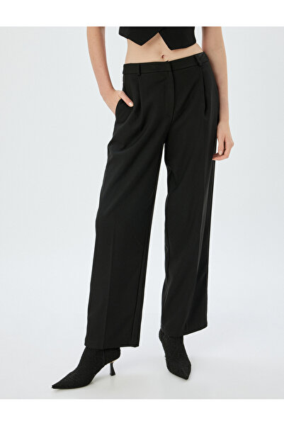 Koton Pileli Cep Detaylı Düz Paça Kumaş Pantolon