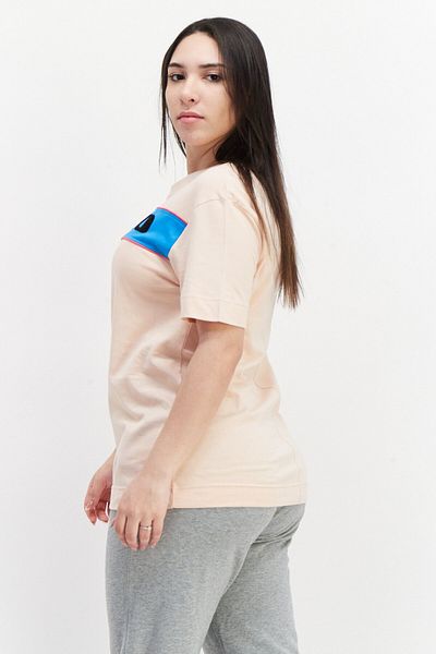 UMBRO Women Sportswear Fit Training T-Shirt, Light Peach