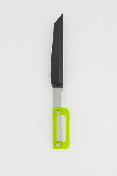 iBiLi Professional Asparagus Peeler For Right Handed, Green And Black And Silver