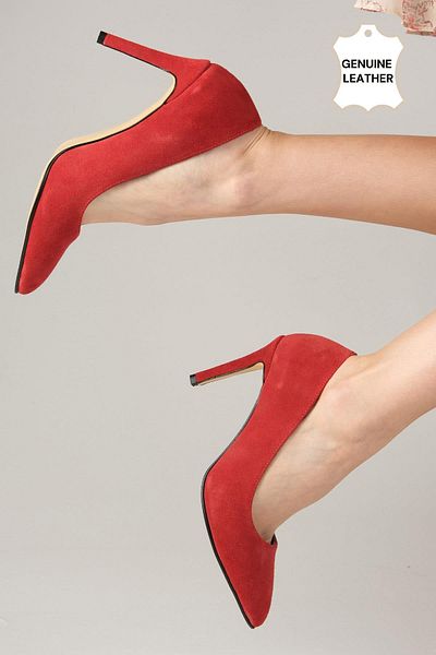 Mio Gusto Elora Rote Stiletto-Schuhe aus echtem Wildleder für Damen