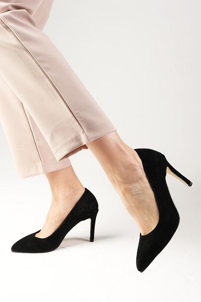 Mio Gusto Γυναικεία παπούτσια στιλέτο Elora Γνήσια Suede Μαύρο Χρώμα
