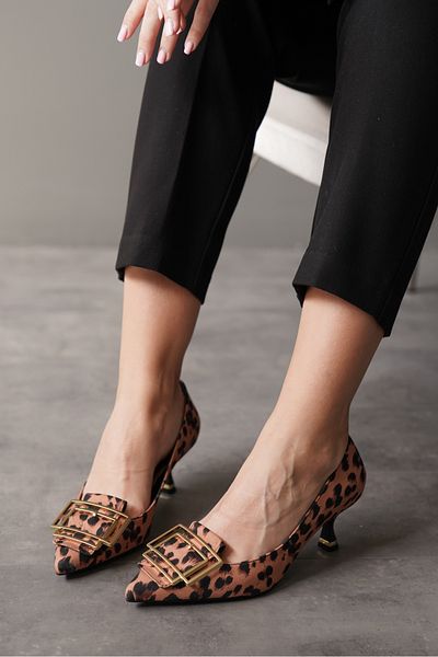 Lizzu Pantofi de damă cu toc scurt cu cataramă Lycarbi cu model leopard