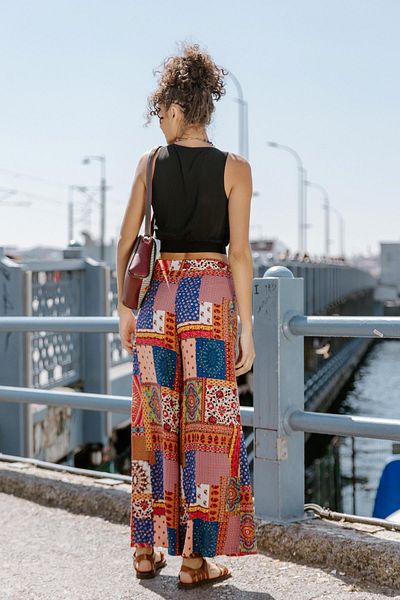 Los banditos Palazzo High Waist Loose Fit Red Patterned Pants