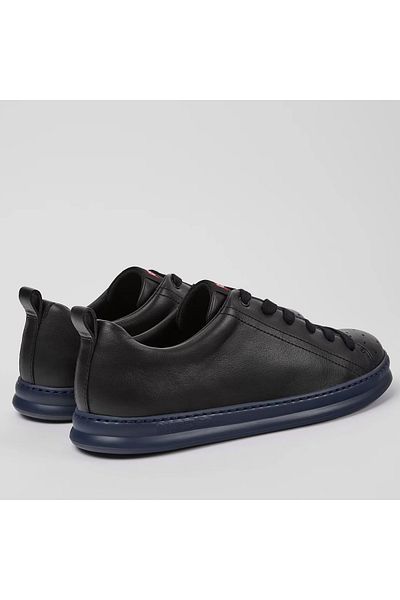 CAMPER Runner Four