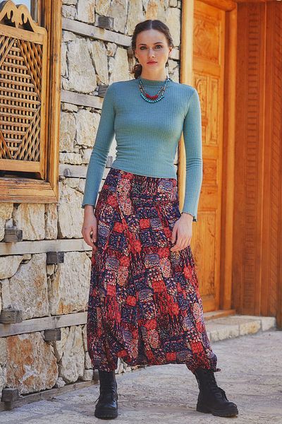 Los banditos Natural Buttoned Women's Baggy Trousers with Pockets