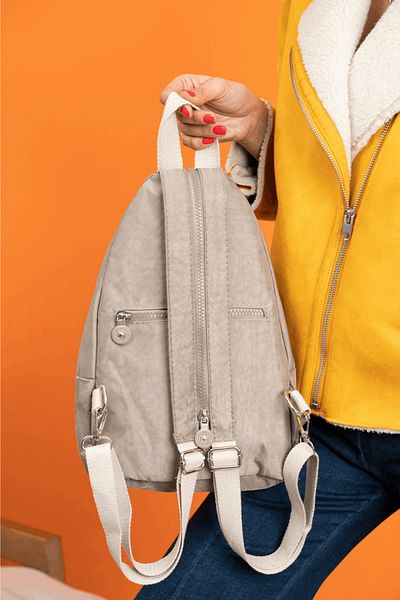 modvina Оригинална чанта от светла норка Crinkle Fabric - едновременно раница и чанта за тяло - висококачествена чанта