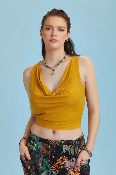 Los banditos Elastic Sleeveless Degaje Collar Yellow Stylish Crop Blouse