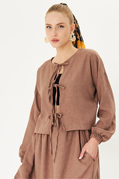 armonika Ženska bluza od nerca sa okruglim izrezom, čipkastim detaljima i ela...