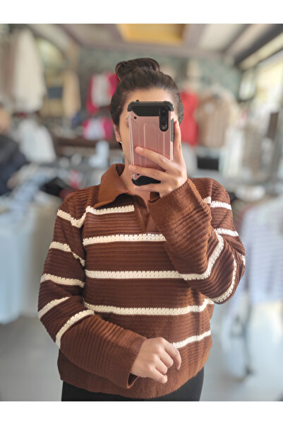 Sublime Butik Pulover gros cu dungi subțiri pentru femei, cu gât polo, maro