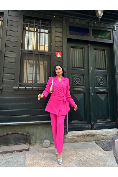 Bella Breeze Women's Brooch Detailed Tie-Up Jacket Pants Suit