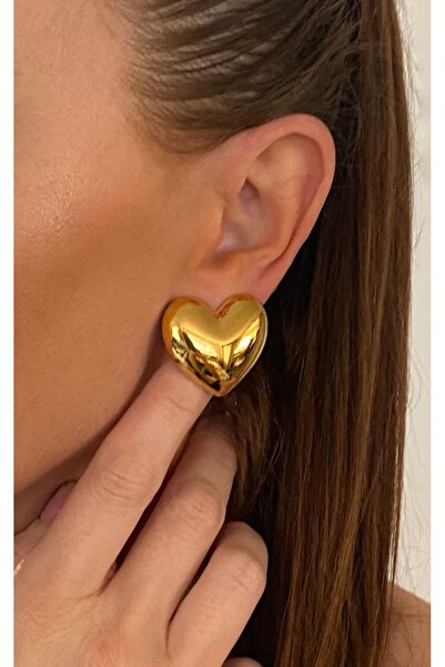 Esmee Gold Color Heart Earrings