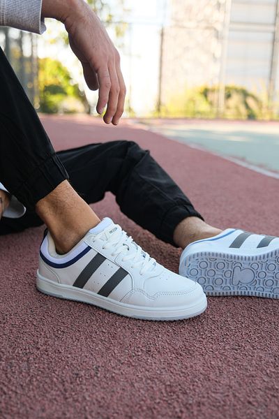 Riccon Herren Sneakers00122022 Weiß Geräuchert
