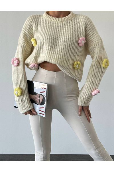 Luna Carina Women's 3D Flower Detailed Knitwear Sweater