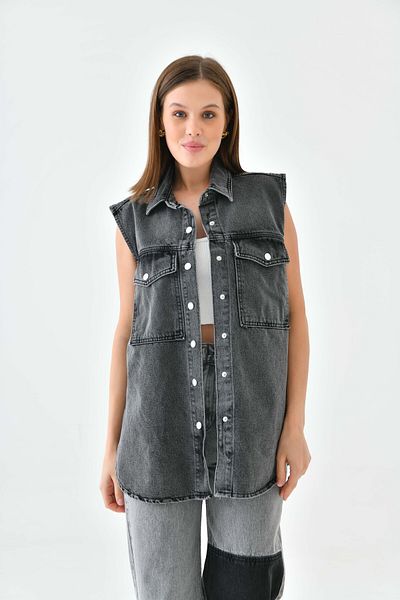 Perryes Women's Shirt Collar Pocket Detailed 100% Cotton Denim Vest Jacket