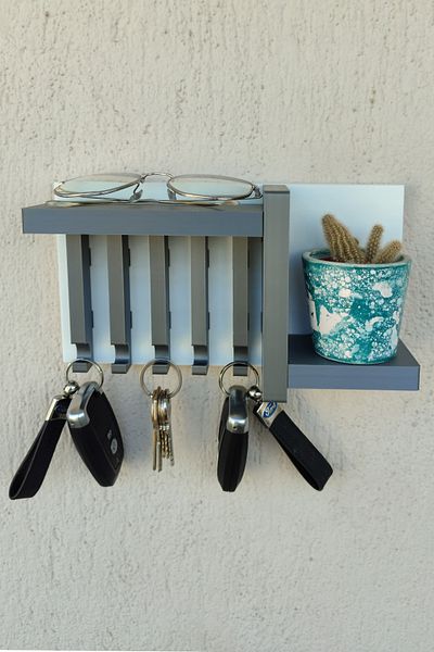 Plodna House Gray Keychain Hanger 13 X 24 cm Wall Decoration Plastic Adhesive to the Wall