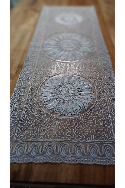 Neweste 110*40 cm Ranir Single Tablecloth - for Console, Coffee Table, Kitchen