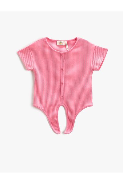 Koton Basic Crop T-Shirt mit gebundener Taille, gerippten Knöpfen und kurzen Ärmeln