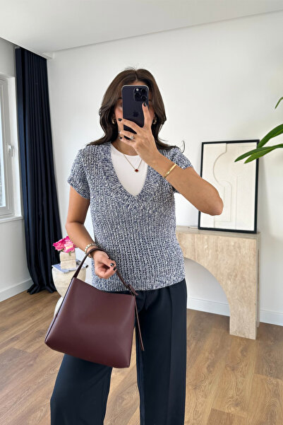 BİRCANÇİL Tricotaje cu decolteu în V Noslena Bleumarin Alb