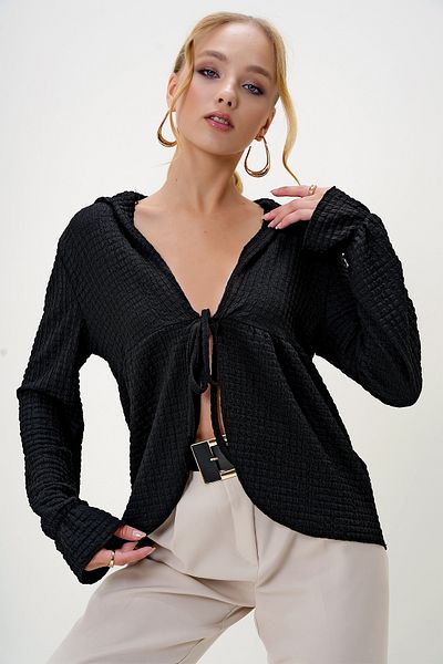 Trend Alaçatı Stili Women's Black Polo Neck Tie Front Seersucker Knitted Blouse Alc-X13123