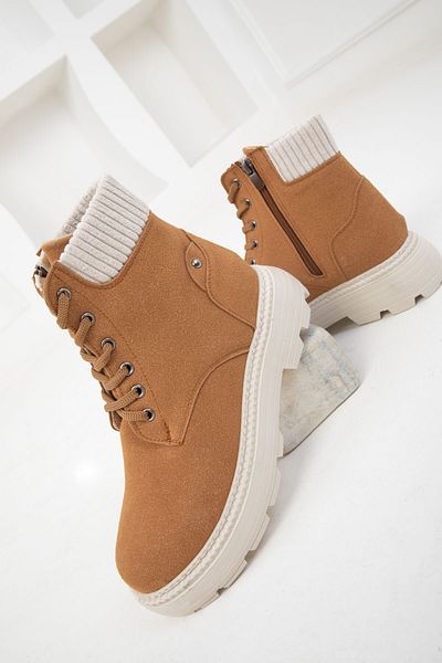 SOHO Tan Suede Dámské boty - 19948 Model Bootie