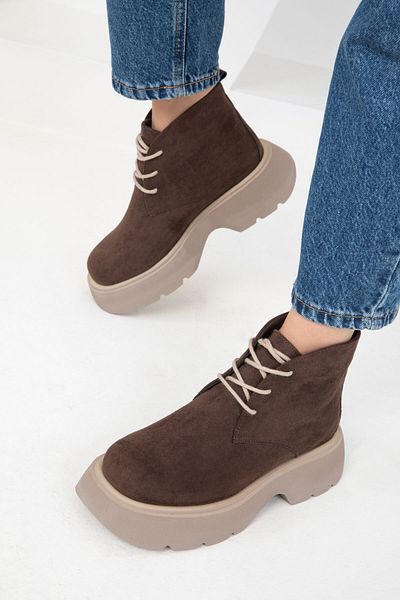 SOHO Kaffee Wildleder 19928 Stiefel & Bootie