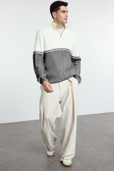Trendyol Collection Anthracite Color Blocked Half Turtleneck Sweater - Tmnaw25kz00006