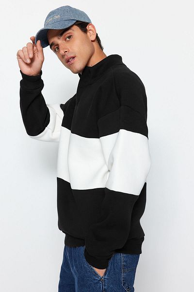 Trendyol Collection Φούτερ Polar Cotton Oversize - Μαύρο με κουμπωτά εσωτερικά TMNAW24SW00160