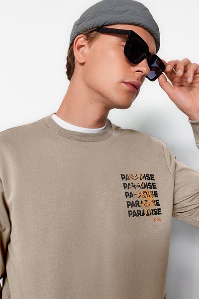 Trendyol Collection 100% bavlna mikina s potiskem Regular Fit - Dlouhý rukáv, Crew Neck TMNAW22SW0572
