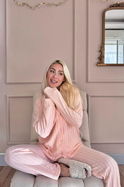 Pijamaevi Turuncu Puan Desenli Önden Düğmeli Peluş Polar Pijama Takımı