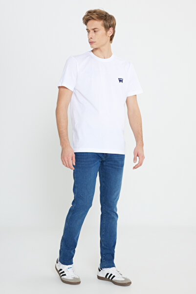 WRANGLER Regular Fit Regular Cut 100% Cotton Crew Neck Men's White Minimal Logo T-Shirt