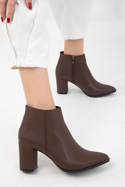 SOHO Women's Brown Boots & Booties - 17518 Model