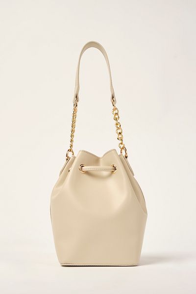 Ted Baker Beigefarbene Bucket-Tasche aus schlichtem Leder 200809 -16
