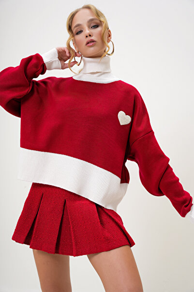 Trend Alaçatı Stili Women's Red Turtleneck Color-Blocking Hearted Crop Winter Knitwear Sweater Alc-X13231