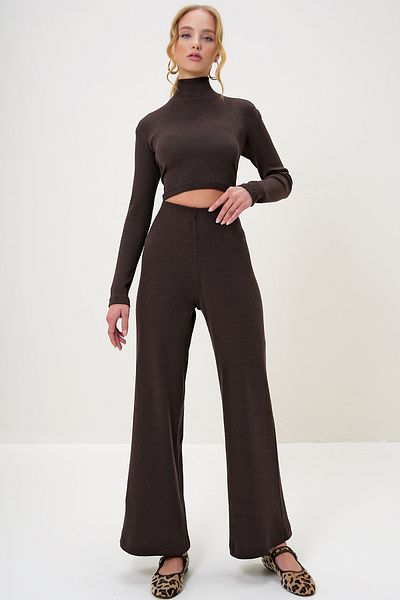 Trend Alaçatı Stili Braunes Camisole-Bluse- und Hosen-Set mit Stehkragen für Damen ALC-X13058