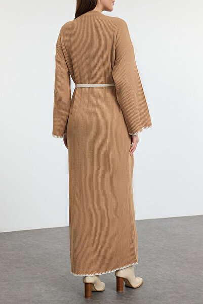 Edit by Trendyol Μακρύ πλεκτό φόρεμα Camel - με λεπτομέρεια ραφής, TEDAW25EB00018