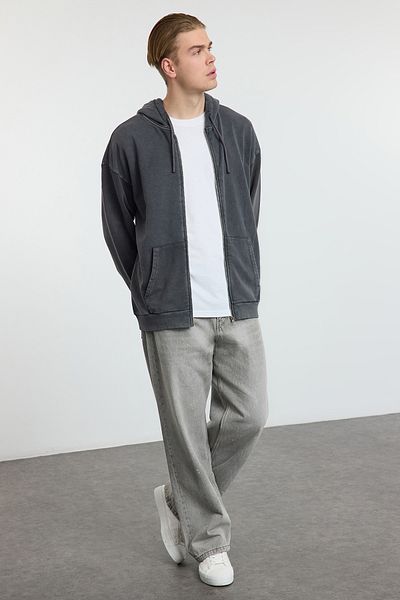 Trendyol Collection Antracitová mikina Oversize/Wide Cut s kapucí s vybledlým efektem/Bez šálu TMNAW25SW00049