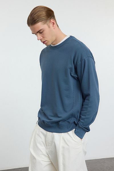 Trendyol Collection Unisex mikina Indigo Oversize/Wide Cut Fabric Mix Basic Tmnaw25Sw00128