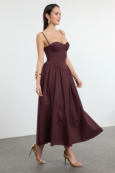 Trendyol Collection Rochie maro din popelină cu tăietură A TPRSS24EL00294