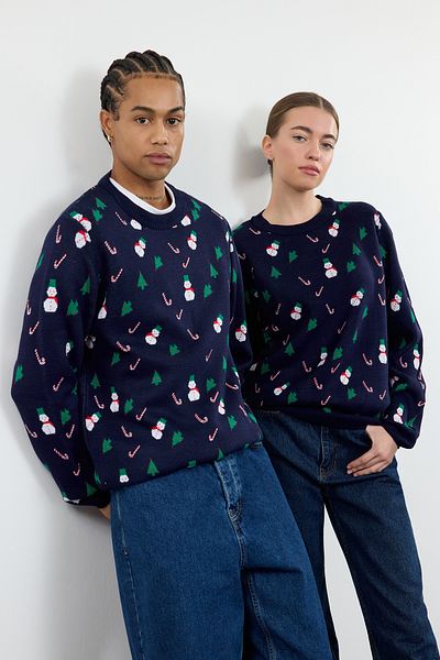 Trendyol Collection Marineblauer Unisex-Jacquardpullover - Normale Passform, Rundhalsausschnitt, Weihnachten TMNAW23KZ00163