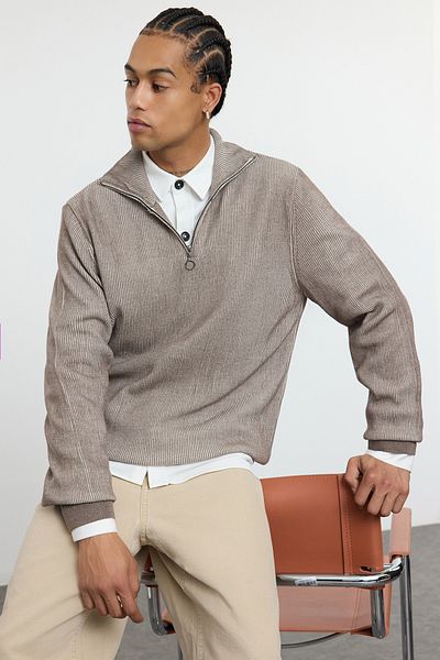 Trendyol Collection Μισό ζιβάγκο - Πλεκτό πουλόβερ με υφή βιζόν TMNAW25KZ00036