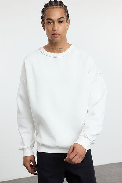 Trendyol Collection Ecru Fleece Oversize mikina - Crew Neck, Detail prošívání Tmnaw24Sw00011