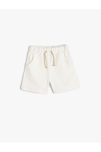 Koton Basic-Shorts aus Baumwolle mit Bindegürtel und Tasche