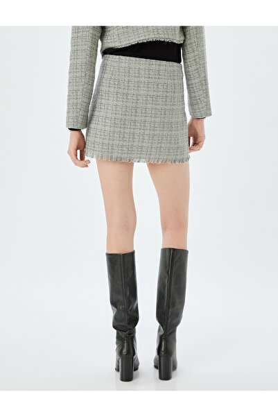Koton Püsküllü Yırtmaç Detaylı A Kesim Tüvit Mini Etek